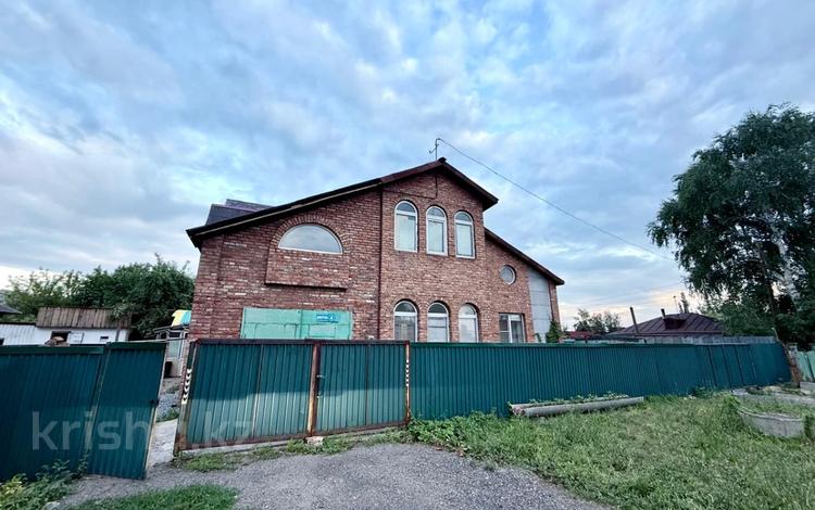 Жеке үй · 3 бөлме · 150 м² · 7 жүзд., Димитрива 4, бағасы: 31 млн ₸ в Усть-Каменогорске — фото 16