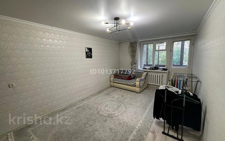 1-комнатная квартира · 31.4 м² · 2/5 этаж, Ермеков 77 за 13.5 млн ₸ в Караганде, Казыбек би р-н — фото 2