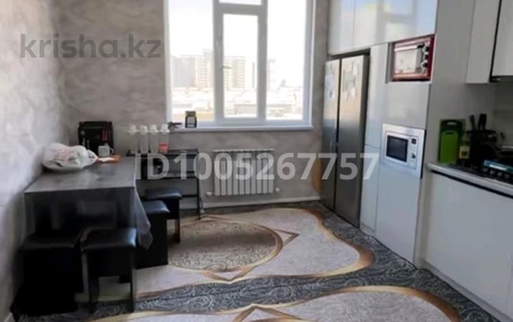 3-комнатная квартира · 100 м² · 7/10 этаж, 16-й мкр за 37 млн ₸ в Актау — фото 12