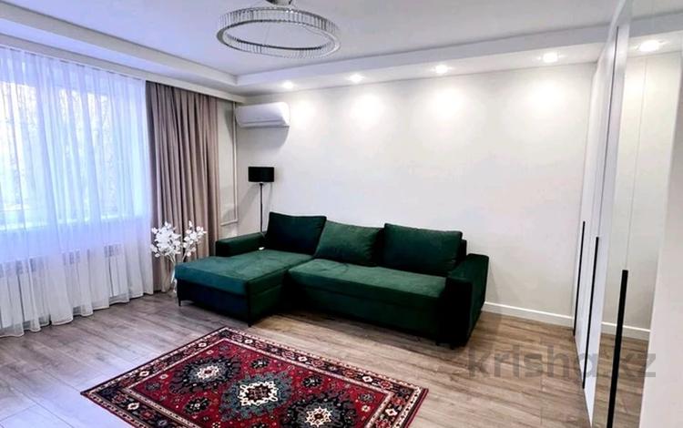 3-бөлмелі пәтер · 90 м² · 3/5 қабат, Достык — Омарова/ бывшая Клочкова/, бағасы: 104 млн ₸ в Алматы, Медеуский р-н — фото 2