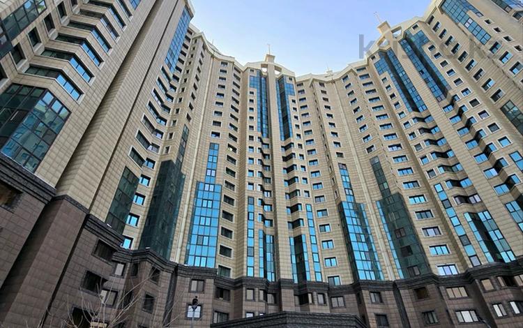 4-комнатная квартира · 140 м² · 13/21 этаж, Кабанбай батыра (быв.Калинина) 87 — Абылайхана (бывш.Коммунистическая) за 700 000 ₸ в Алматы, Алмалинский р-н — фото 2