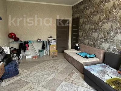 Продажа квартир в Алматы: 1-комнатная квартира · 40 м² · 6/9 этаж, мкр Аксай-4, Момышулы за 27.5 млн 〒 1-комнатная квартира · 40 м² · 6/9 этаж, мкр Аксай-4, Момышулы за 27.5 млн 〒 в Алматы, Ауэзовский р-н