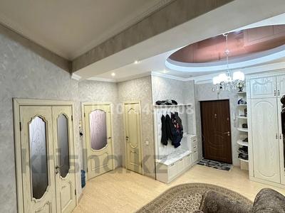 4-комнатная квартира · 194 м² · 9/10 этаж, 29-й мкр 220 за 60 млн 〒 в Актау