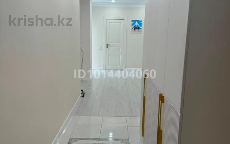 3-комнатная квартира · 105 м² · 8/10 этаж, мкр Уркер, Тұран 58 за 70 млн ₸ в Астане, Нура р-н — фото 2