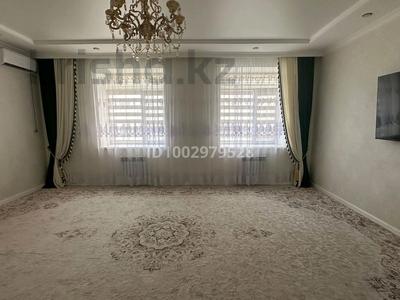 4-комнатная квартира · 148 м² · 3/7 этаж, 17-й мкр, 17 мкрн 116 — Халық арена спорт комплекс за 58 млн 〒 в Актау