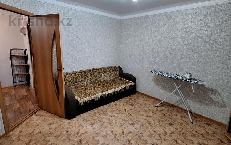 2-комнатная квартира, 40 м², 3/5 этаж помесячно, Сатпаева 8 за 130 000 〒 в Астане, Алматы р-н — фото 2