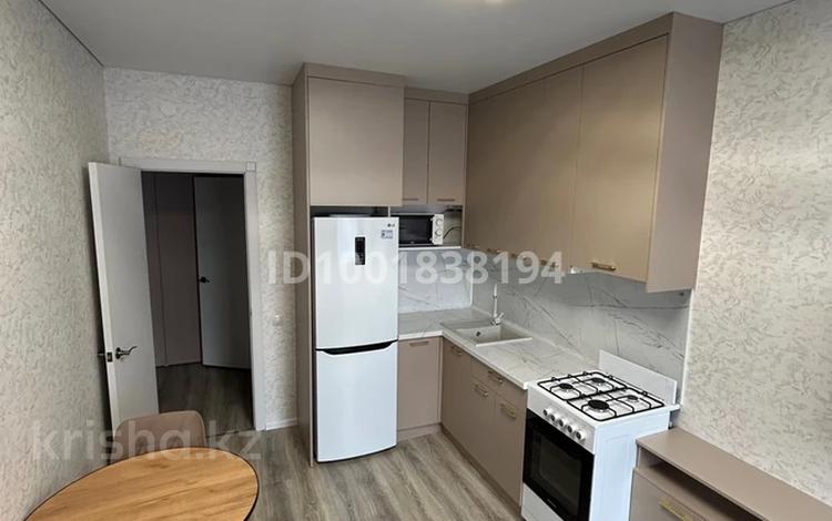 1-комнатная квартира · 40 м² · 2/6 этаж, Мкр. Береке 50 за 12 000 ₸ в Костанае — фото 11
