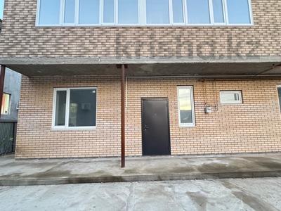 4-бөлмелі пәтер · 136.3 м² · 2/2 қабат, Скоробогатова 108, бағасы: 26 млн 〒 в Уральске