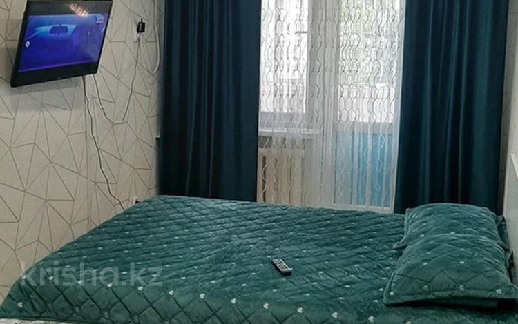 1-комнатная квартира, 33 м², 2/5 этаж посуточно, Бауыржан Момышұлы 40 А за 8 000 〒 в Экибастузе — фото 9