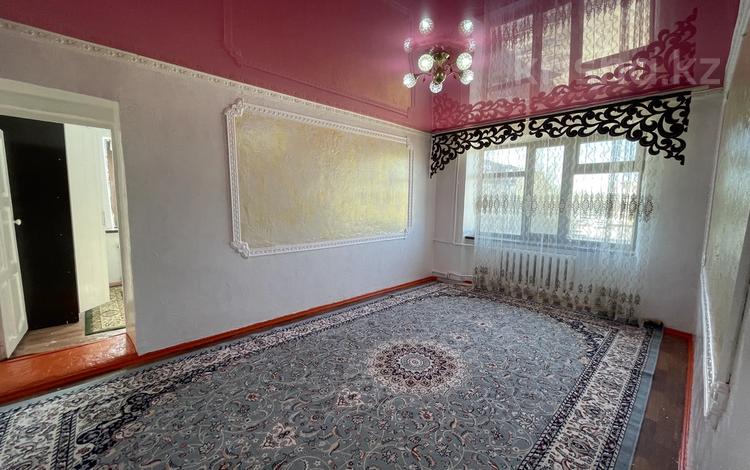 2-комнатная квартира, 45 м², 2/5 этаж, Назарбаева б/н за 7 млн 〒 в  — фото 2