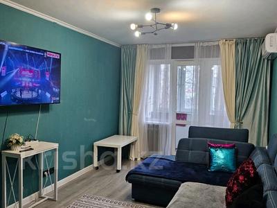 1-комнатная квартира · 48 м² · 3/4 этаж, мкр №11, Алтынсарина 11 — Шаляпина за 17 000 ₸ в Алматы, Ауэзовский р-н