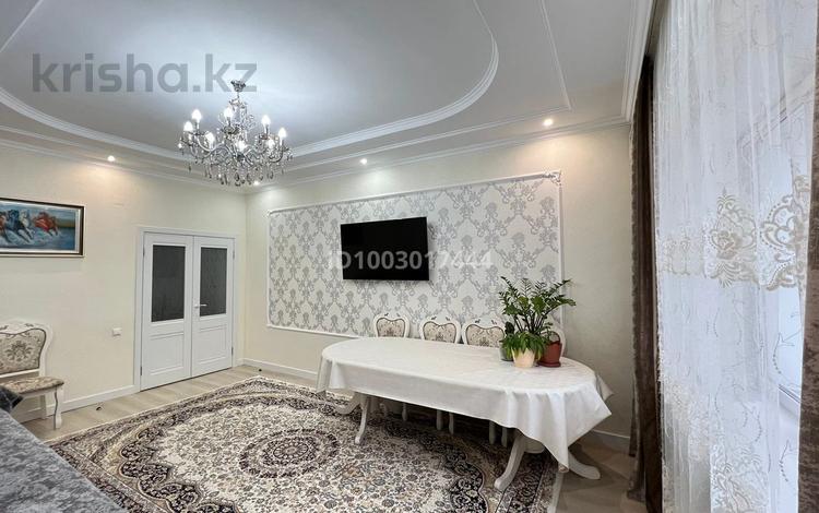 3-комнатная квартира · 80 м² · 1/3 этаж, мкр Юго-Восток, мкр Таугуль 3 — Таттимбета и Муканова, Шахтеров за 41 млн ₸ в Караганде, Казыбек би р-н — фото 2
