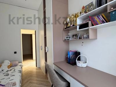 4-бөлмелі пәтер · 130 м² · 2/8 қабат, Арайлы, бағасы: 163 млн ₸ в Алматы, Бостандыкский р-н