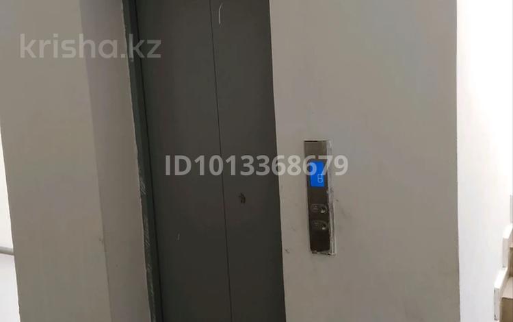 1-комнатная квартира · 46 м² · 3/9 этаж, мкр Береке 38 за 16 млн ₸ в Атырау — фото 2
