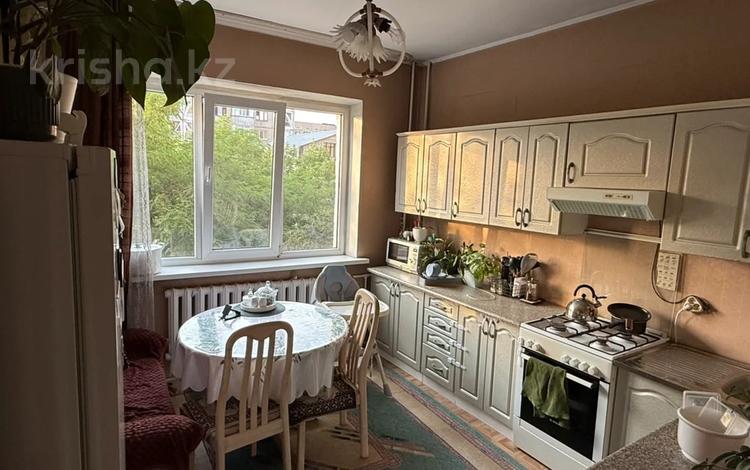 2-комнатная квартира · 50 м², мкр Жетысу-1 3 за 260 000 ₸ в Алматы, Ауэзовский р-н — фото 2