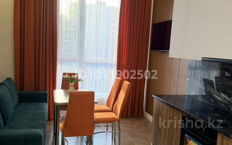 2-комнатная квартира · 52 м² · 9/22 этаж, Туран 39а за 22 000 ₸ в Астане, Нура р-н — фото 11