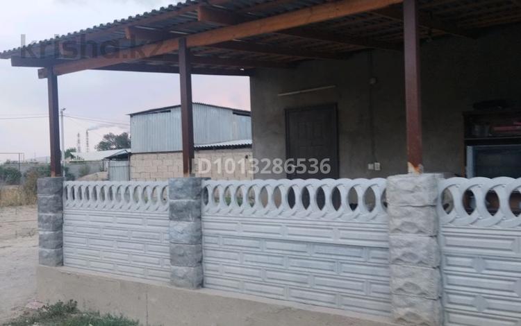 Отдельный дом · 2 комнаты · 50 м² · 8 сот., Жумадилова 81 за 20 млн ₸ в Таразе — фото 2