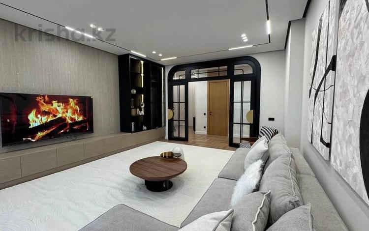 3-комнатная квартира · 125 м² · 5/7 этаж, Туркестан 18 за 800 000 ₸ в Астане, Есильский р-н — фото 2