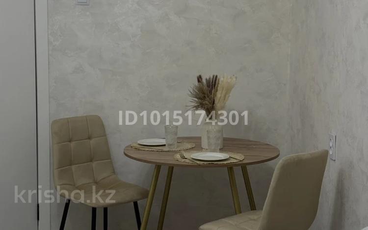 2-комнатная квартира · 44 м² · 1/5 этаж, 3 микрорайон 75 — Парк победы за 15 000 ₸ в Атырау, мкр Авангард-3 — фото 2