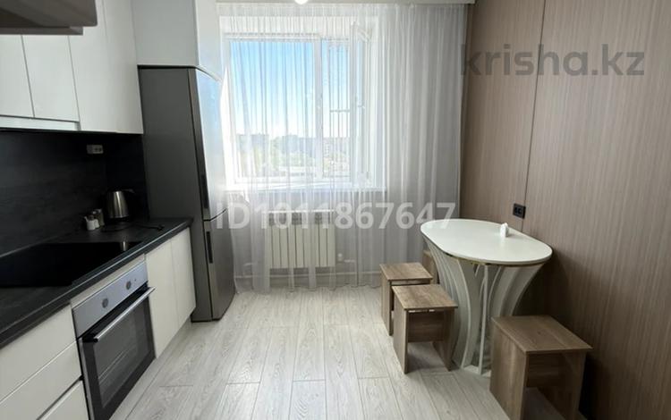 2-бөлмелі пәтер · 70 м² · 7/9 қабат, ул. Генерала Дюсенова 138/1к1, бағасы: 20 000 ₸ в Павлодаре — фото 2