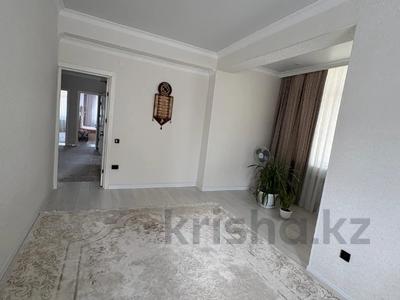 4-комнатная квартира · 145 м² · 8/10 этаж, 19-й мкр 40/1, 40 за 60 млн 〒 в Актау