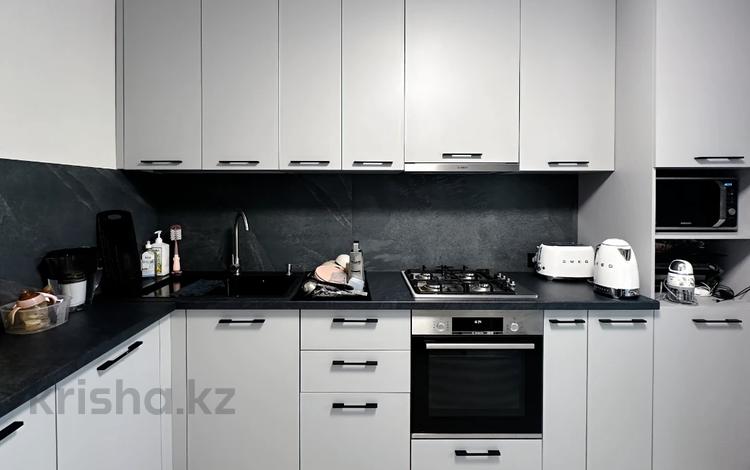 3-комнатная квартира · 72 м² · 1/5 этаж, мкр Алмагуль, Жарокова 269а — Байкадамова за 57.5 млн ₸ в Алматы, Бостандыкский р-н — фото 2