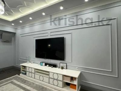 4-комнатная квартира · 166 м² · 6/10 этаж, Кабанбай Батыра за 168 млн ₸ в Алматы, Медеуский р-н