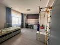3-бөлмелі пәтер · 130 м² · 9/10 қабат, 17-й мкр 18/3, бағасы: 68 млн ₸ в Актау — фото 5