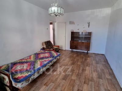 2-комнатная квартира, 50 м², 2/5 этаж помесячно, Жастар за 95 000 〒 в Талдыкоргане, мкр Жастар