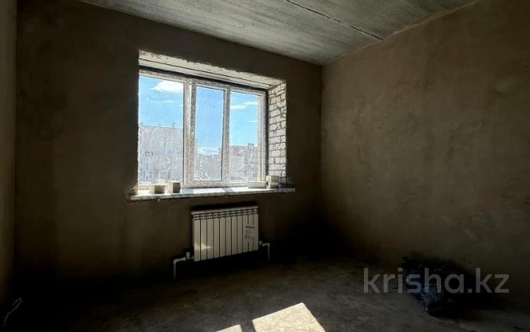 4-бөлмелі пәтер, 148.5 м², 3/5 қабат, мкр. Алтын орда, бағасы: 38 млн 〒 в Актобе, мкр. Алтын орда — фото 2