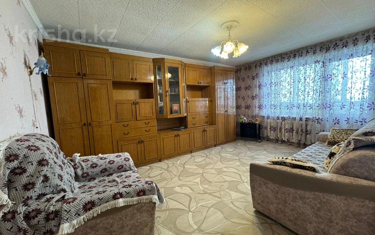 2-комнатная квартира, 51 м², 9/9 этаж, сатпаева 253 за 17.4 млн 〒 в Павлодаре — фото 2