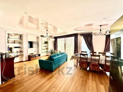 4-бөлмелі пәтер · 175 м² · 7/10 қабат, Мкр Самал 2 16б, бағасы: 800 000 ₸ в Алматы, Медеуский р-н