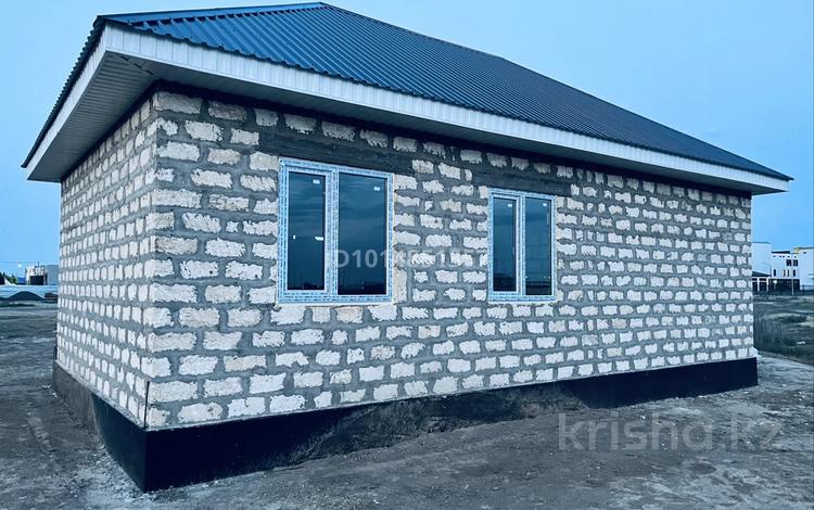 Отдельный дом · 3 комнаты · 60 м² · 10 сот., мкр Аксай-2, Аубакира Алимбетова — Өзіміз магазин қасында за 10 млн ₸ в Атырау — фото 2