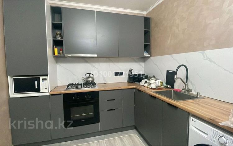3-комнатная квартира · 82.1 м² · 4/5 этаж, мкр Жана Орда 25 за 33 млн ₸ в Уральске — фото 10
