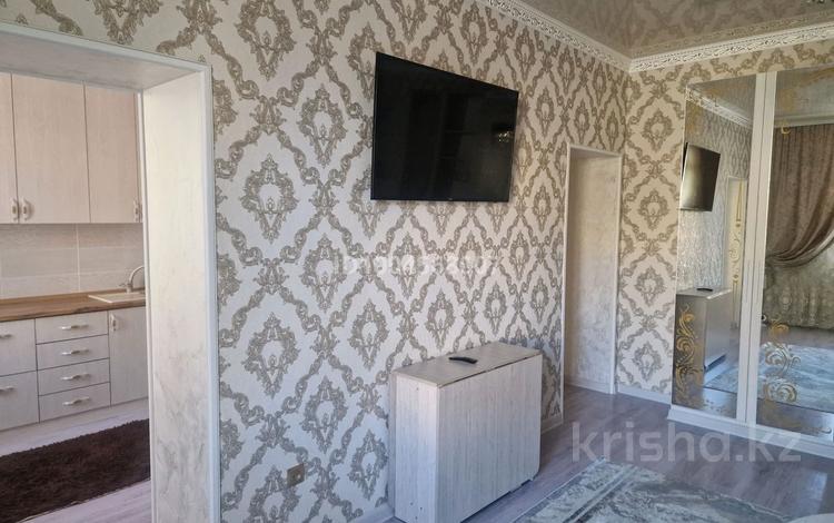 2-бөлмелі пәтер · 42 м² · 1/2 қабат, Сатпаева 36 — Аманжолова-Сатпаева, бағасы: 200 000 〒 в Жезказгане — фото 2