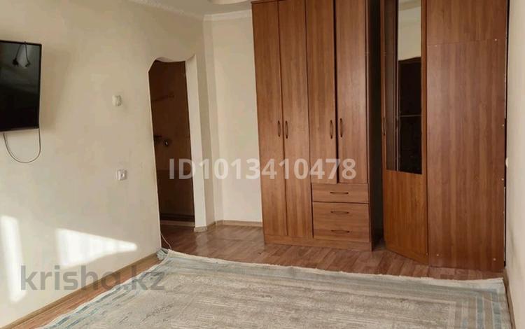 1-бөлмелі пәтер · 32 м² · 4/5 қабат, Есенберлина, бағасы: 9 млн ₸ в Жезказгане — фото 2