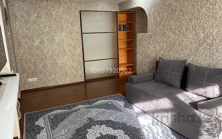 2-бөлмелі пәтер · 56.9 м² · 2/5 қабат, Кабанбай батыра 112, бағасы: 21.5 млн ₸ в Усть-Каменогорске, Ульбинский — фото 2
