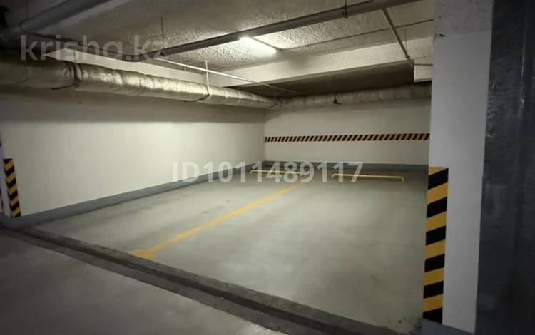 Паркинг · 20 м² · Аль-Фараби 7 за 2.8 млн ₸ в Алматы, Бостандыкский р-н — фото 2