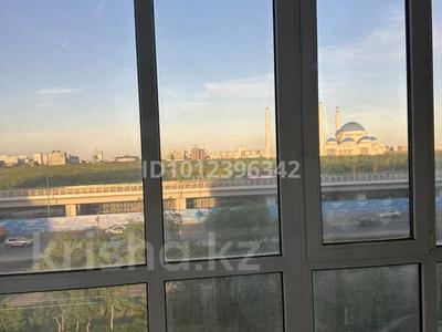2-комнатная квартира · 58.7 м² · 5/12 этаж, Кабанбай батыра 59 за 35 млн ₸ в Астане, Нура р-н