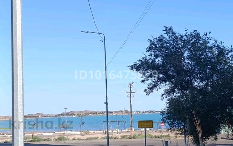 1-бөлмелі пәтер · 43 м² · 3/9 қабат, Бокейхонова 1, бағасы: 100 000 ₸ в Балхаше — фото 2