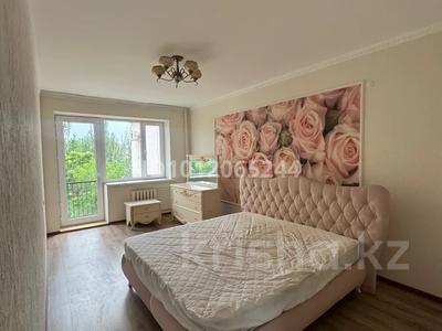 3-бөлмелі пәтер · 121 м² · 3/5 қабат, Нұрсәт ш/а 24 — Назарбекова 24, бағасы: 280 000 ₸ в Шымкенте, Каратауский р-н