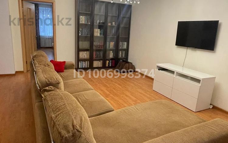 2-комнатная квартира · 65 м² · 2/5 этаж, Абдуллиных 36/30 — Пересечение с Айтеке би за 400 000 ₸ в Алматы, Медеуский р-н — фото 2