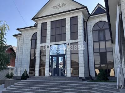 Отдельный дом · 9 комнат · 460 м² · 8 сот., Роза бағланова 13 13 за 135 млн ₸ в Таразе