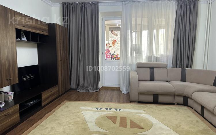 2-бөлмелі пәтер · 57.7 м² · 2/9 қабат, мкр Самал-2 18, бағасы: 60 млн ₸ в Алматы, Медеуский р-н — фото 2