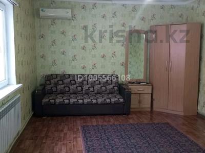 Отдельный дом · 1 комната · 10 м², Посёлок Ақжар за 80 000 〒 в Атырау