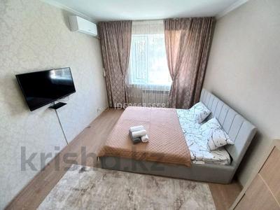 2-бөлмелі пәтер, 45 м², 1/12 қабат тәулік бойы, Бабаева 158 — Радостовца, бағасы: 17 000 〒 в Алматы, Бостандыкский р-н