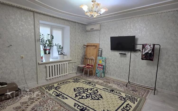 2-бөлмелі пәтер · 43 м² · 1/5 қабат, Шанхай ш/а., Казангапа, бағасы: 10.5 млн ₸ в Актобе, мкр Шанхай — фото 15