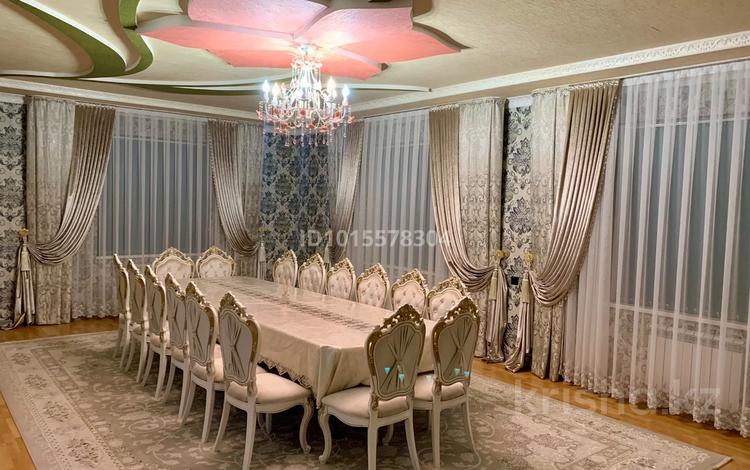 Дом · 4 комнаты · 300 м², мкр Северо-Запад, Оркенде 7 за 120 000 ₸ в Шымкенте, Абайский р-н — фото 2