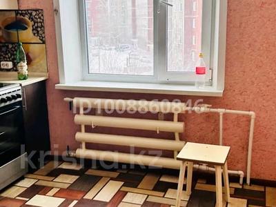 3-бөлмелі пәтер · 72 м² · 5/5 қабат, 8мкр.. 30 — Амангельды, бағасы: 15.5 млн ₸ в Темиртау