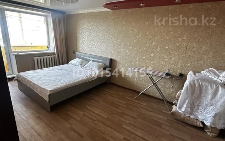 2-бөлмелі пәтер · 50 м² · 3/5 қабат, 11 мкр 4, бағасы: 6.5 млн ₸ в Житикаре — фото 2